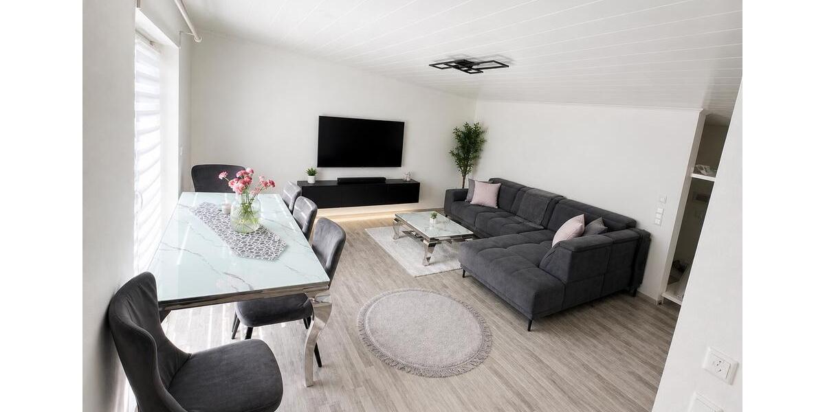 Etagenwohnung Neuenburg am Rhein - 3 Zimmer, 89 m&sup2;, 1.600&euro; | Angebot:26393637