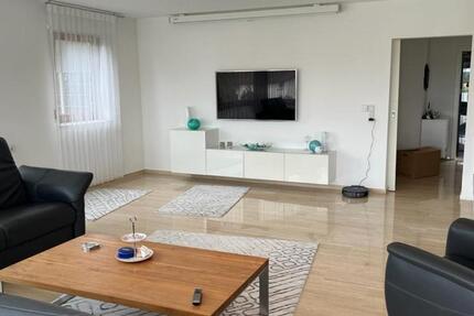 Wohnung Neckartenzlingen - 5 Zimmer, 168 m&sup2;, 1.950&euro; | Angebot:25721130