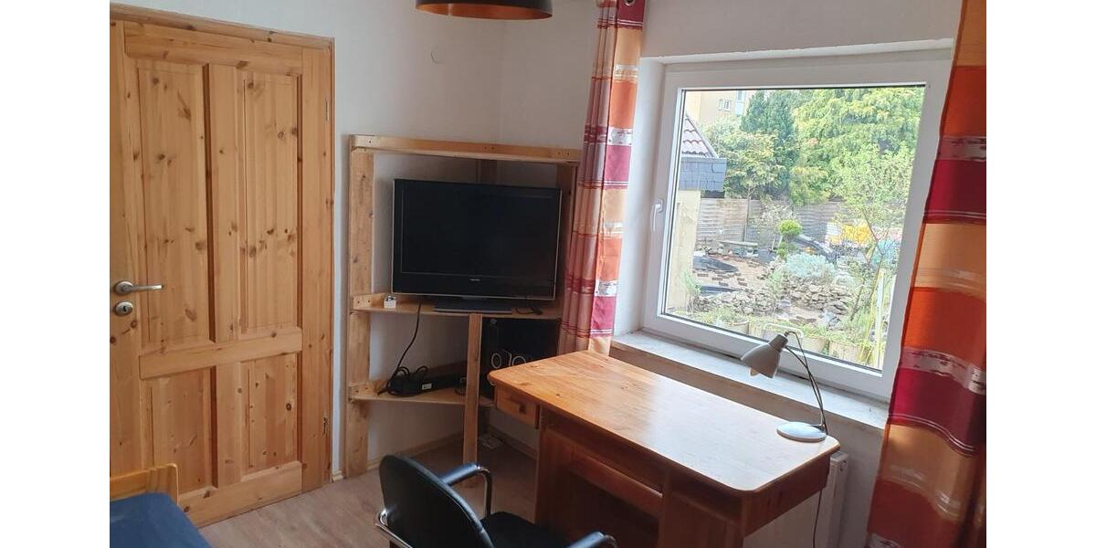 WG (COMMUNE!) ZIMMER zu vermieten ab Januar 2026 3 zimmer