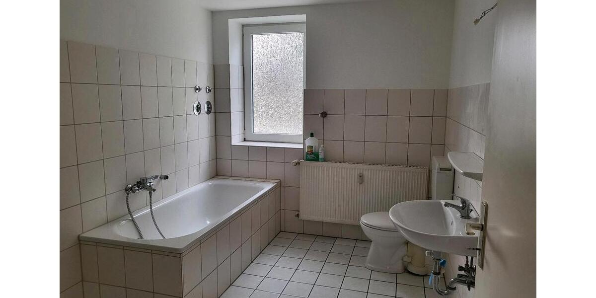 Erdgeschoßwohnung Lehrte - 4 Zimmer, 820&euro; | Angebot:23410219