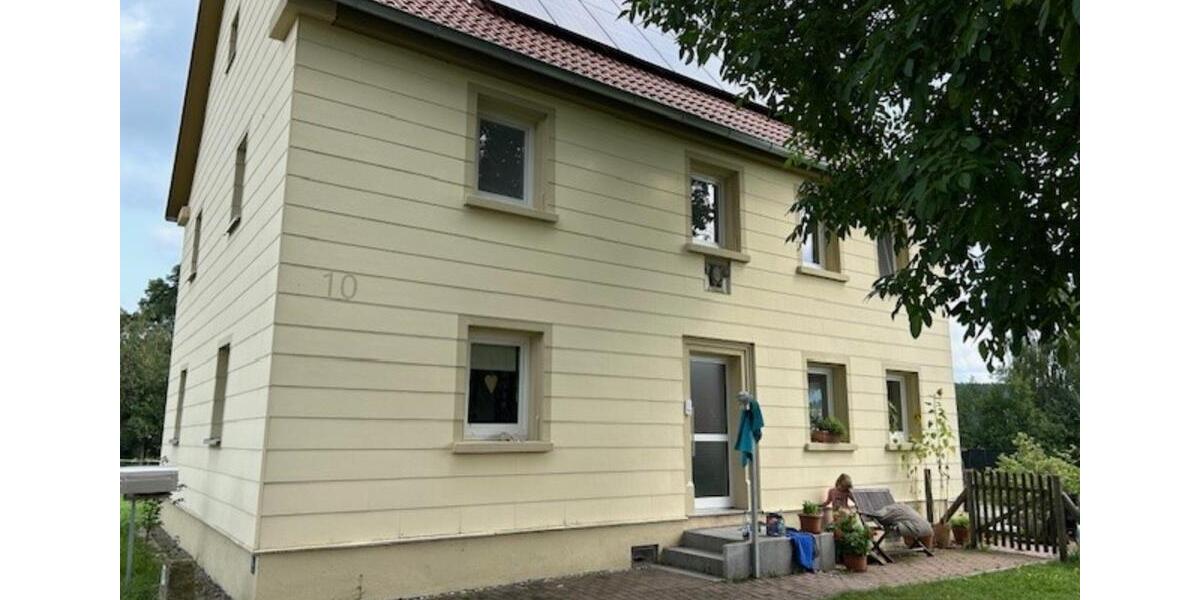 5-Zimmer-Einfamilienhaus mit Garten, 2 Stellplätzen & Einbauküche 5 zimmer