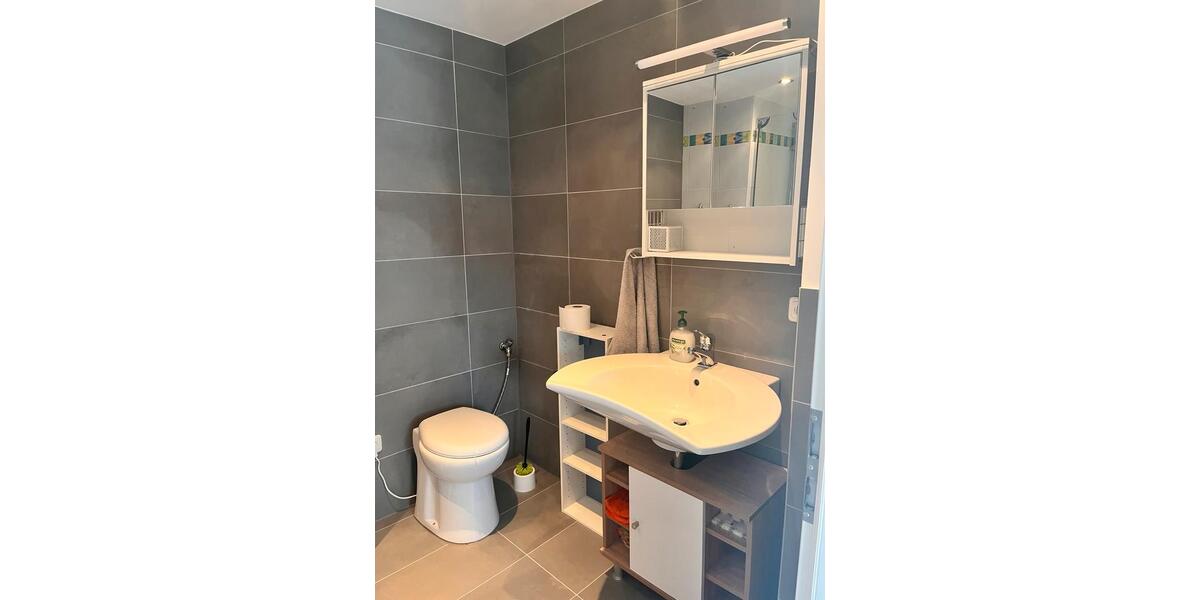 Etagenwohnung Langquaid - 1 Zimmer, 35 m&sup2;, 28&euro; | Angebot:26272774