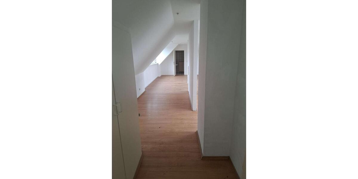 Etagenwohnung Mönchengladbach Süd - 2 Zimmer, 66 m&sup2;, 520&euro; | Angebot:26492227
