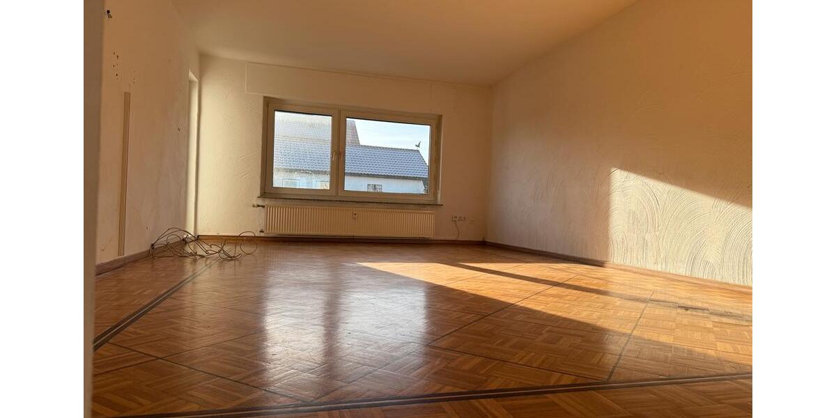 Erdgeschoßwohnung Allendorf (Eder) - 3 Zimmer, 100 m&sup2;, 750&euro; | Angebot:26416311