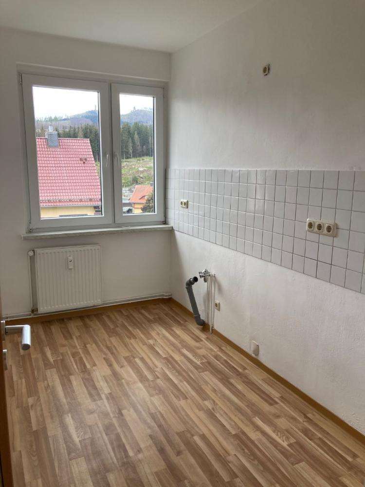 Modernisierte 3 Zimmer Wohnung mit Dusche. Ultramoderne Pelletheizung ! 3 zimmer