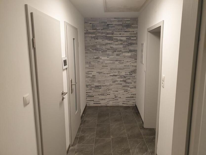 Helle Dachgeschosswohnung in 54306 Kordel zimmer