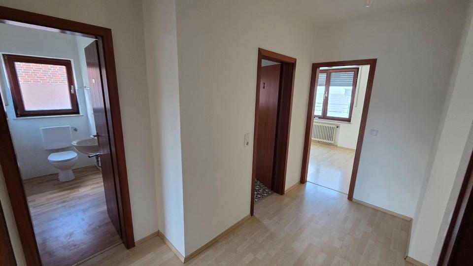 Erdgeschoßwohnung Bad Salzuflen - 2.5 Zimmer, 64 m&sup2;, 865&euro; | Angebot:26213276
