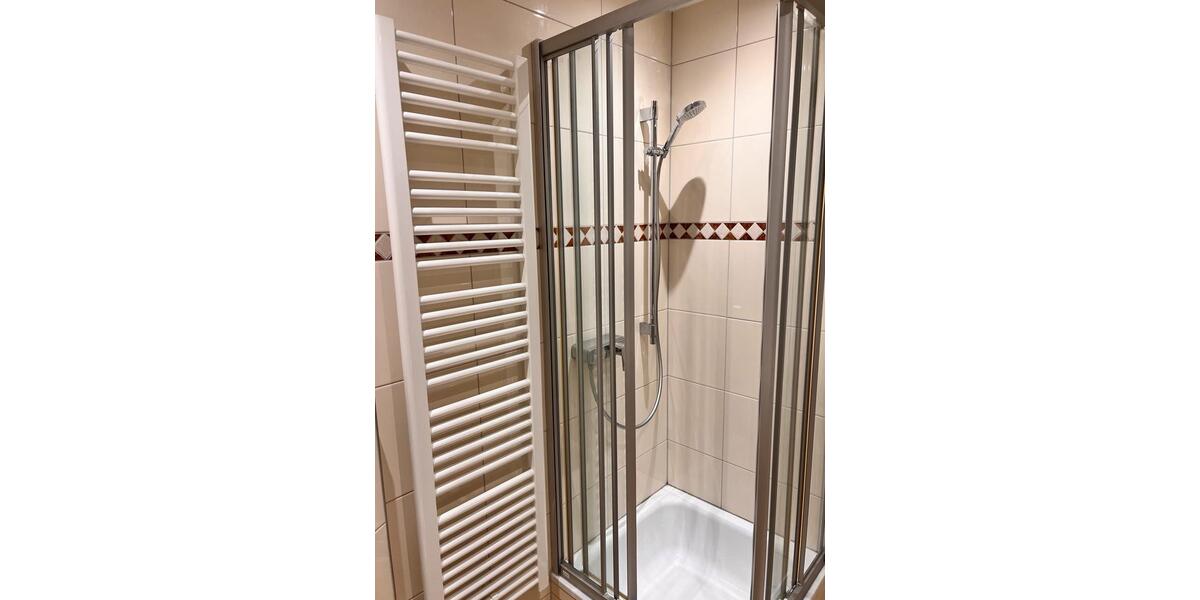 Wohnen auf Zeit Wesel Bislich - 5 Zimmer, 220 m&sup2;, 2.900&euro; | Angebot:26123312