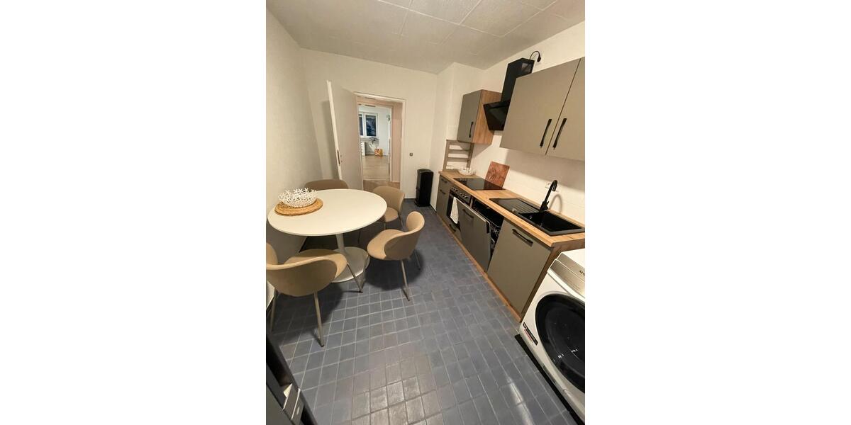 Wohnen auf Zeit Karlsruhe Durlach - 1 Zimmer, 12 m&sup2;, 570&euro; | Angebot:25910616