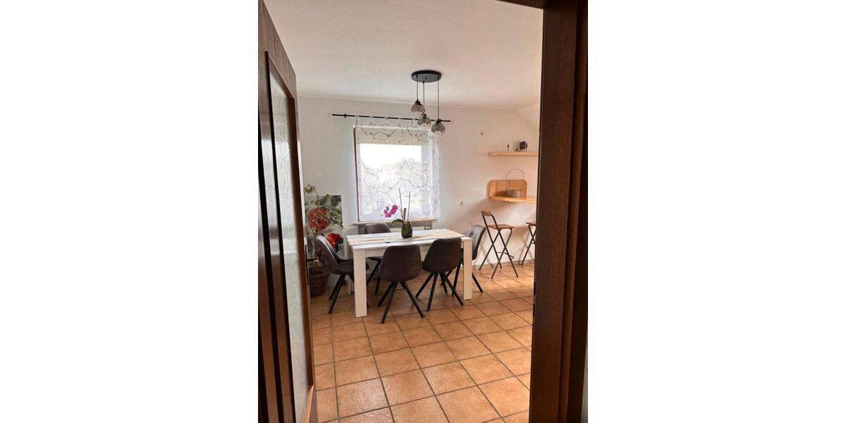 Dachgeschoßwohnung Bad Soden-Salmünster Salmünster - 4 Zimmer, 100 m&sup2;, 650&euro; | Angebot:25908616