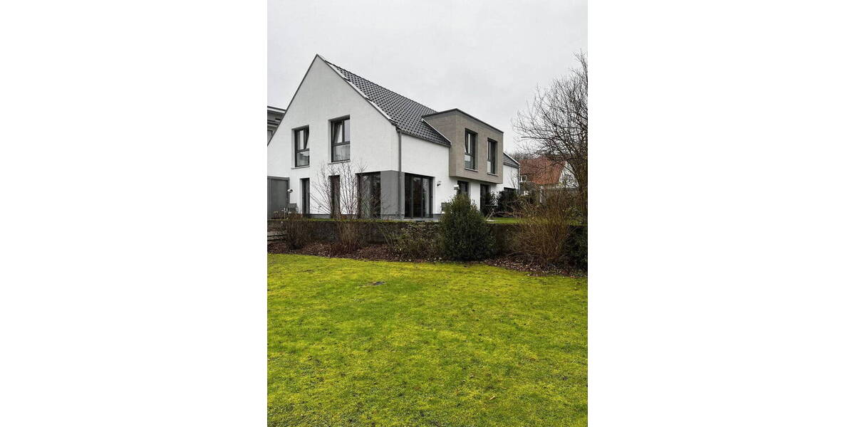 Doppelhaushälfte Detmold Hiddesen - 4 Zimmer, 128 m&sup2;, 1.892&euro; | Angebot:26765364