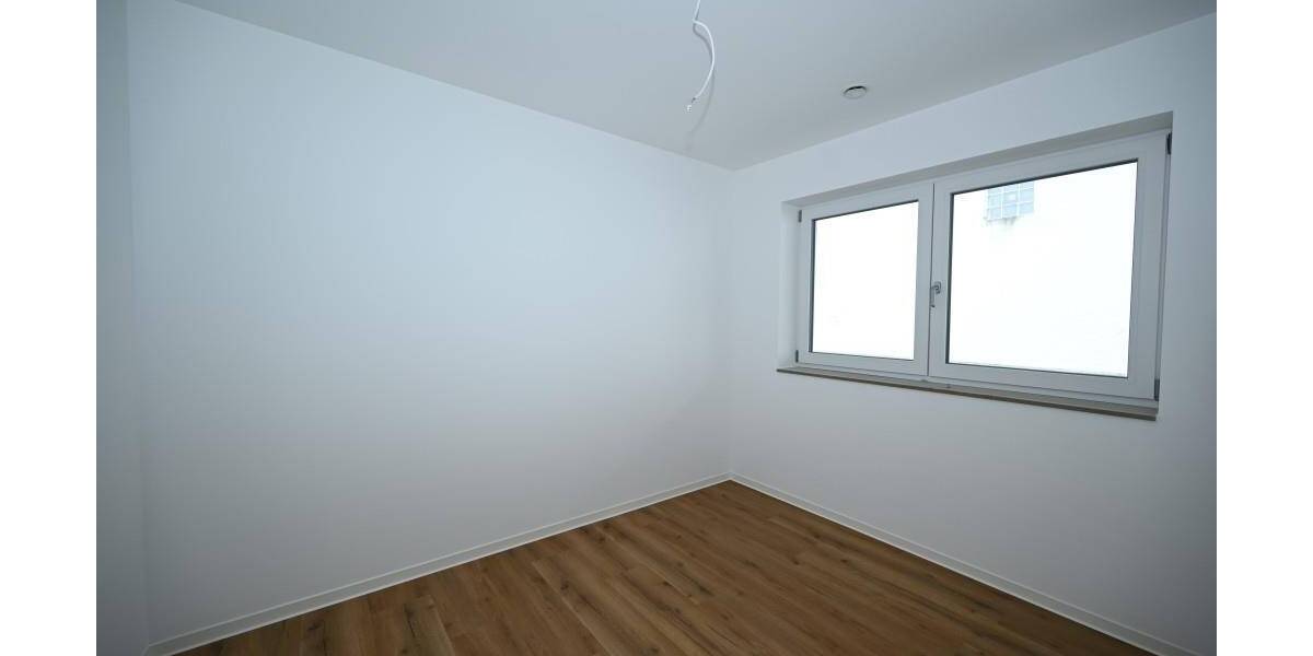 Etagenwohnung Seubersdorf - 3 Zimmer, 89 m&sup2;, 950&euro; | Angebot:26568839