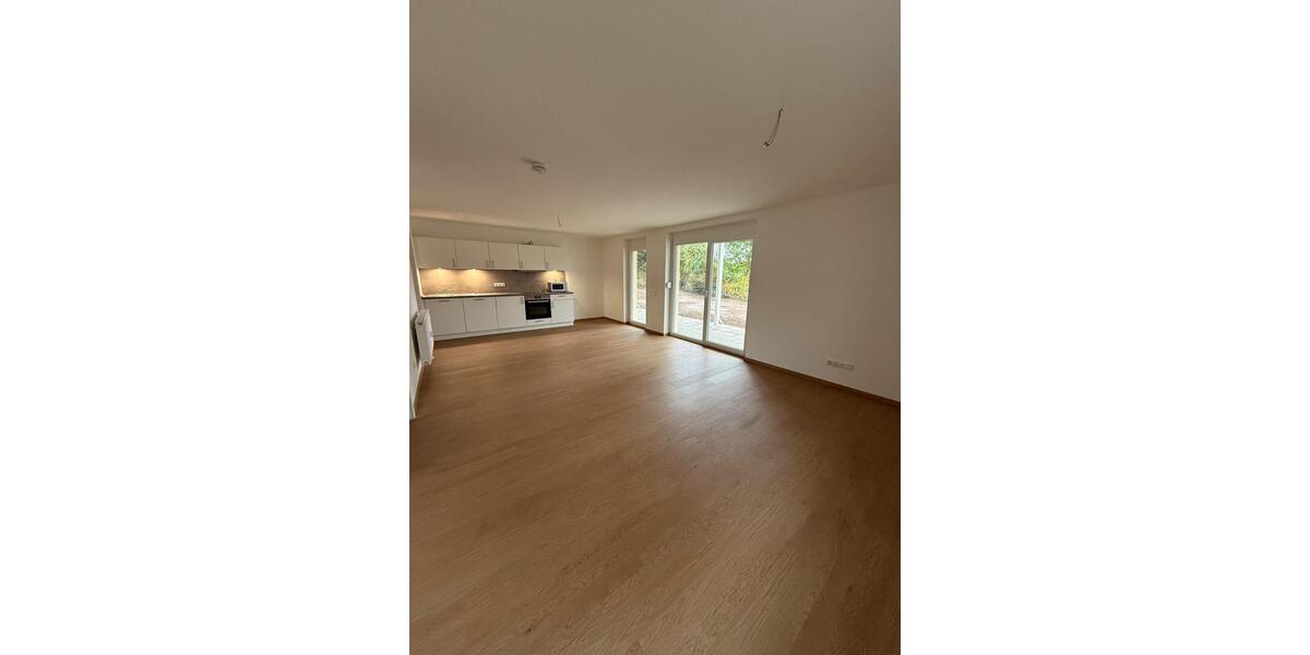 Erdgeschoßwohnung Selb - 2 Zimmer, 69 m&sup2;, 690&euro; | Angebot:21868756