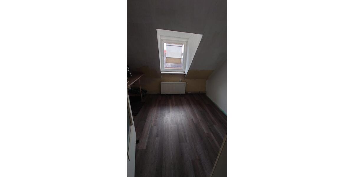 Dachgeschoßwohnung Calbe (Saale) - 2 Zimmer, 44 m&sup2;, 280&euro; | Angebot:26297178