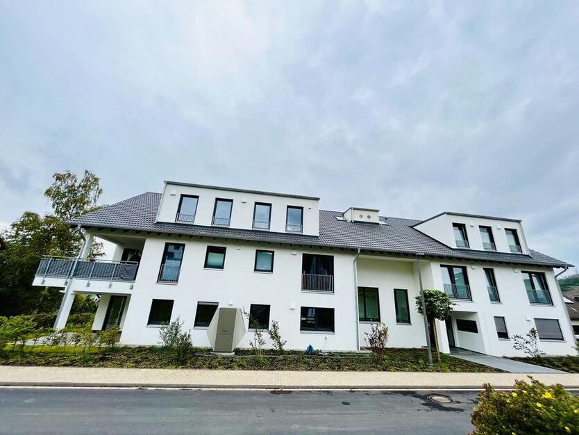 Würdinghausen: Exklusive Whg. mit Loggia und Fahrstuhl WARM zu vermieten! zimmer