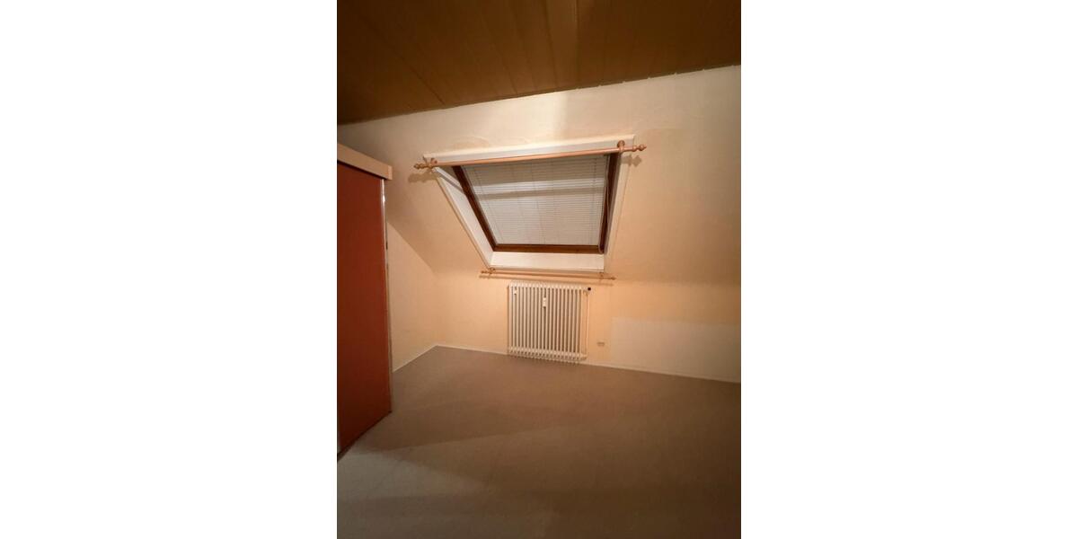 Dachgeschoßwohnung Dietzenbach - 2 Zimmer, 55 m&sup2;, 1.150&euro; | Angebot:24604281