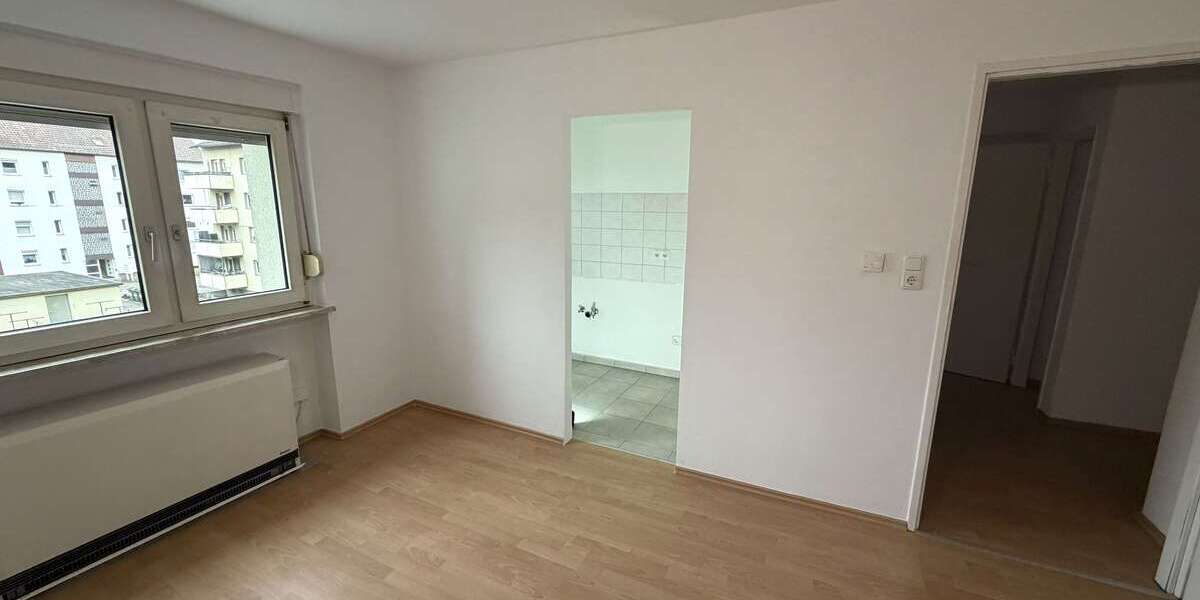 Etagenwohnung Lauf - 1 Zimmer, 28 m&sup2;, 308&euro; | Angebot:26109124