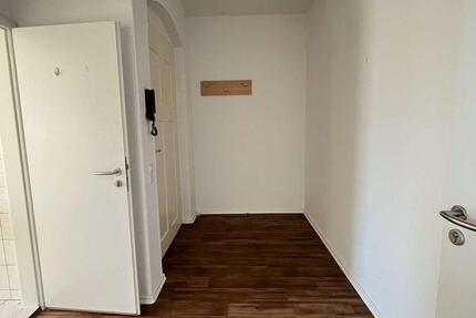 Wohnung Hainichen - 3 Zimmer, 62 m&sup2;, 335&euro; | Angebot:24535089