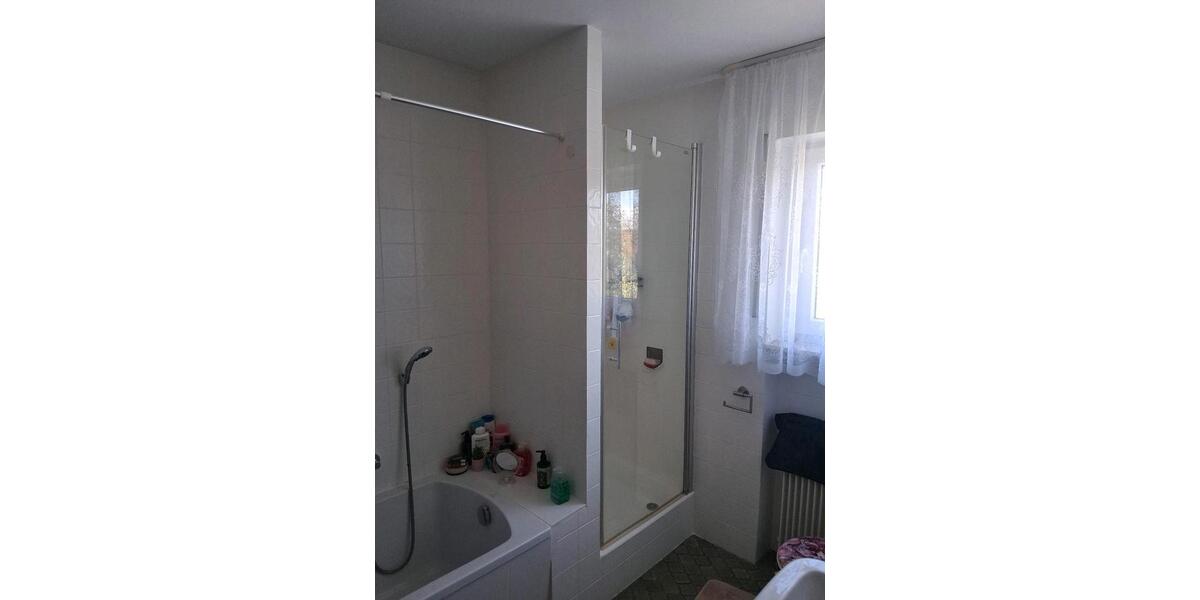 Etagenwohnung Burglauer - 3 Zimmer, 93 m&sup2;, 820&euro; | Angebot:26383210