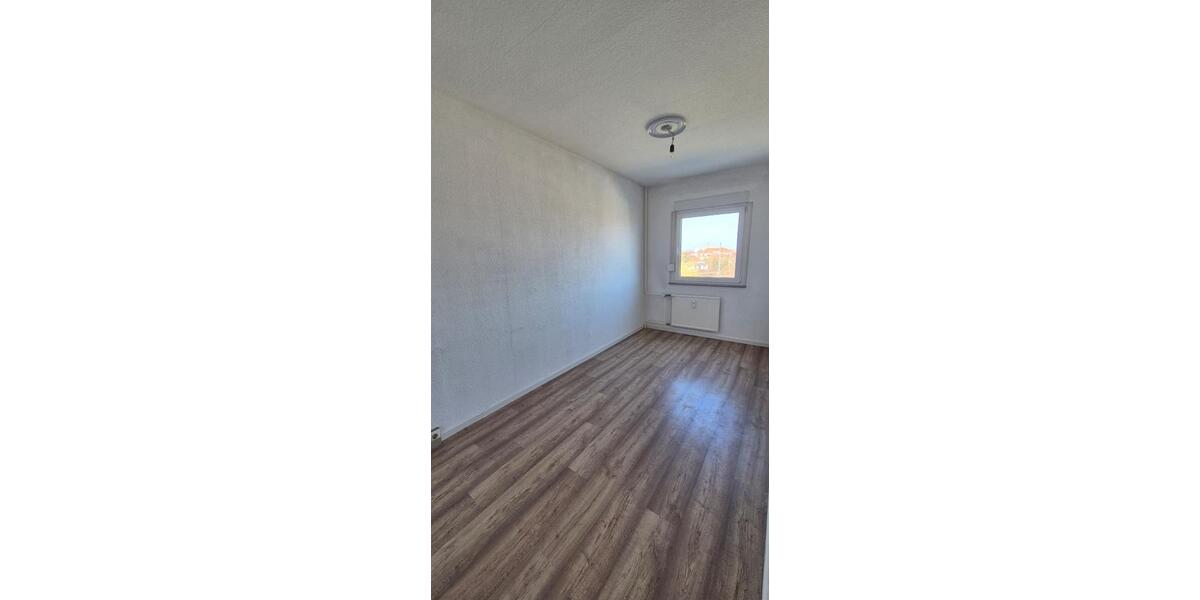 Etagenwohnung Sömmerda - 3 Zimmer, 60 m&sup2;, 550&euro; | Angebot:26056117