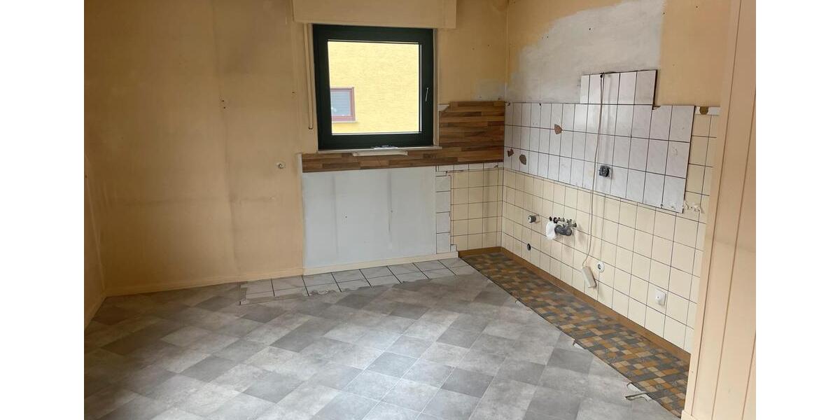 Etagenwohnung Hemsbach - 3 Zimmer, 80 m&sup2;, 1.200&euro; | Angebot:25162244