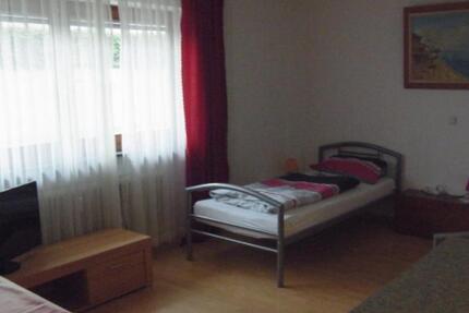Wohnen auf Zeit Frankfurt am Main Westend Süd - 3 Zimmer, 65 m&sup2;, 14&euro; | Angebot:24788904