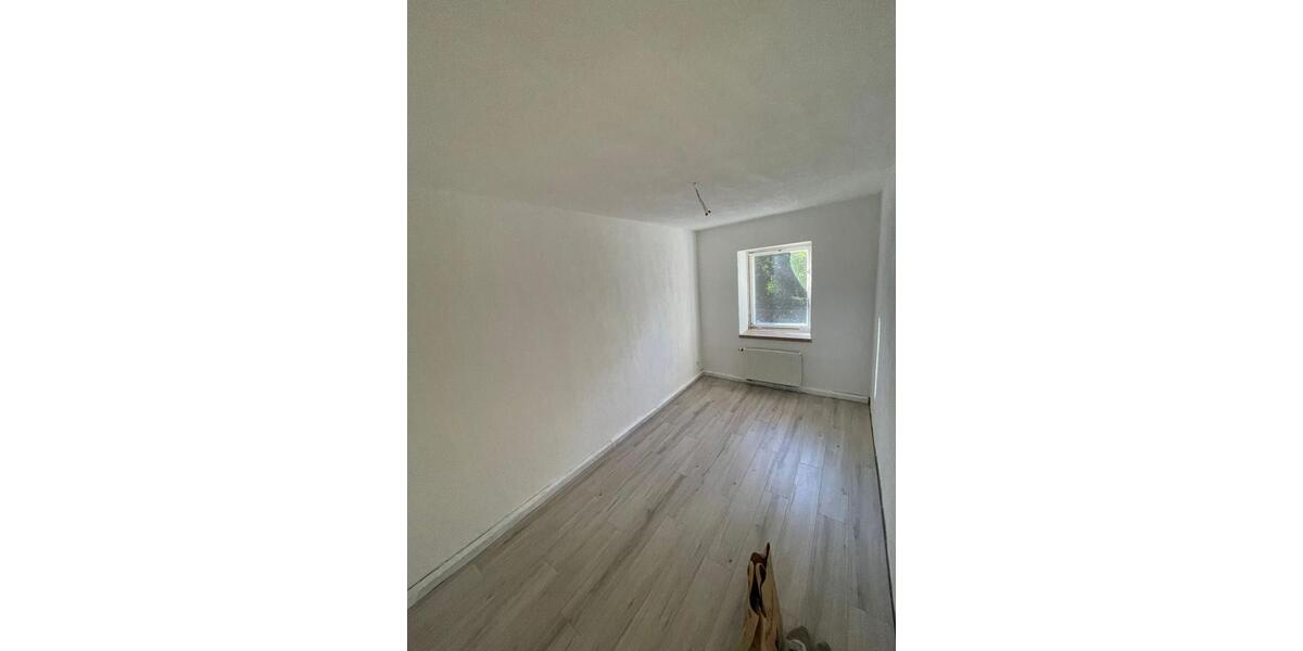 Etagenwohnung Seegebiet Mansfelder Land - 3 Zimmer, 58 m&sup2;, 370&euro; | Angebot:25657222