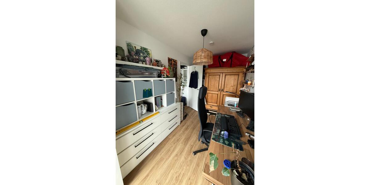 Dachgeschoßwohnung Bad Kreuznach Bad Münster am Stein-Ebernburg - 4 Zimmer, 120 m&sup2;, 1.450&euro; | Angebot:25760168