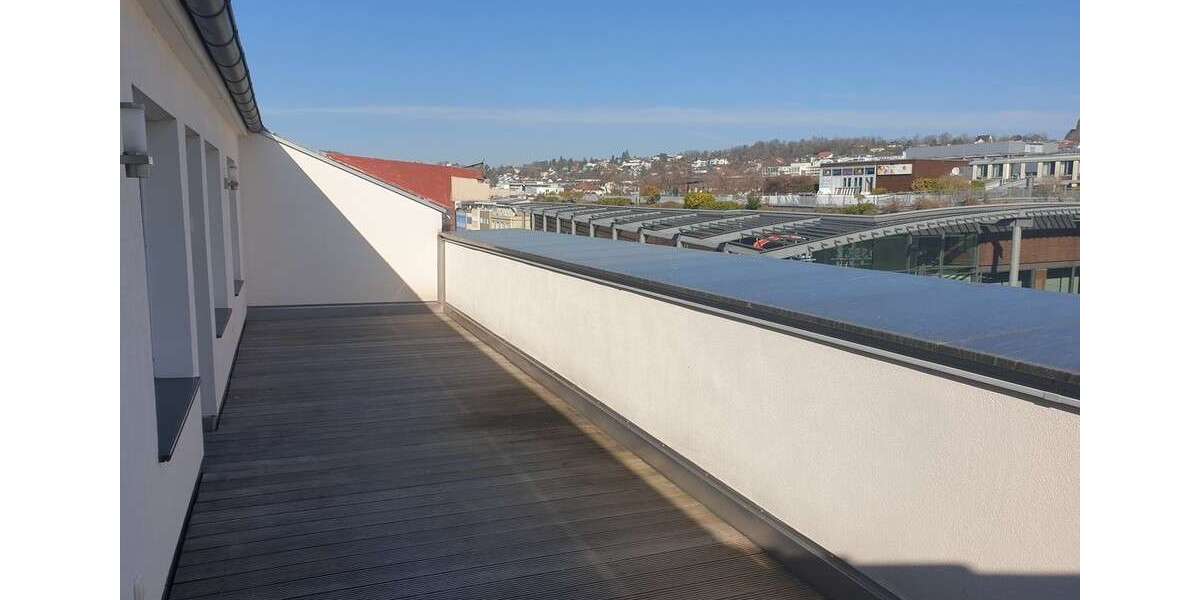 Etagenwohnung Pforzheim Weststadt - 2.5 Zimmer, 94 m&sup2;, 975&euro; | Angebot:26863339