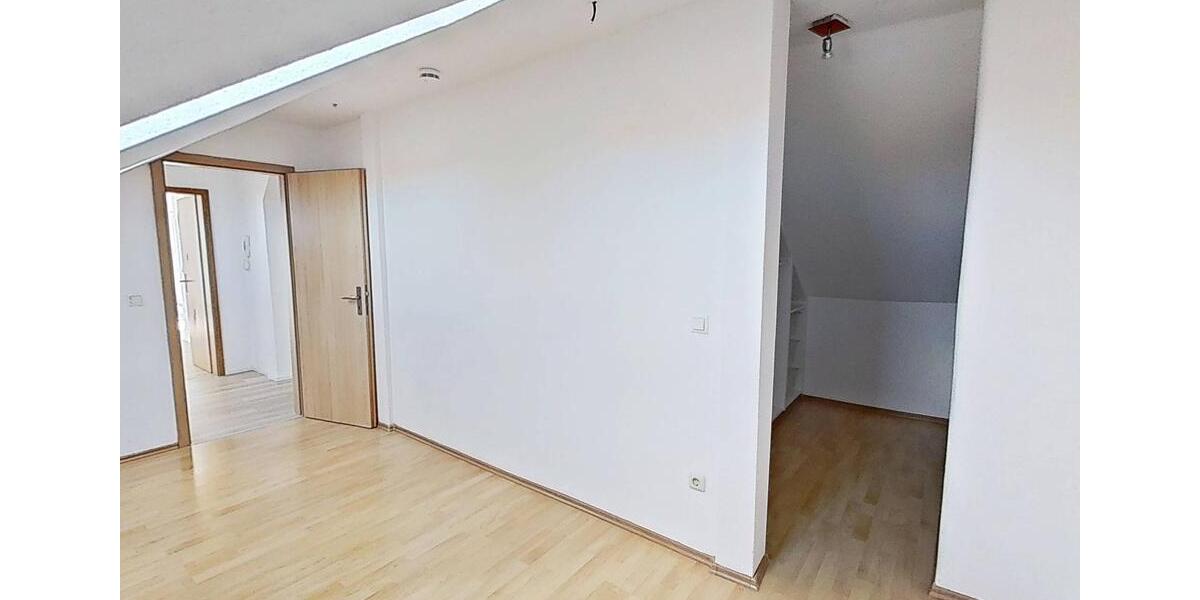 Dachgeschoßwohnung Nürnberg Rabus - 2 Zimmer, 47 m&sup2;, 491&euro; | Angebot:25804389