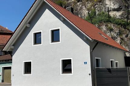 Haus Hohenfels - 4 Zimmer, 116 m&sup2;, 1.180&euro; | Angebot:24157915