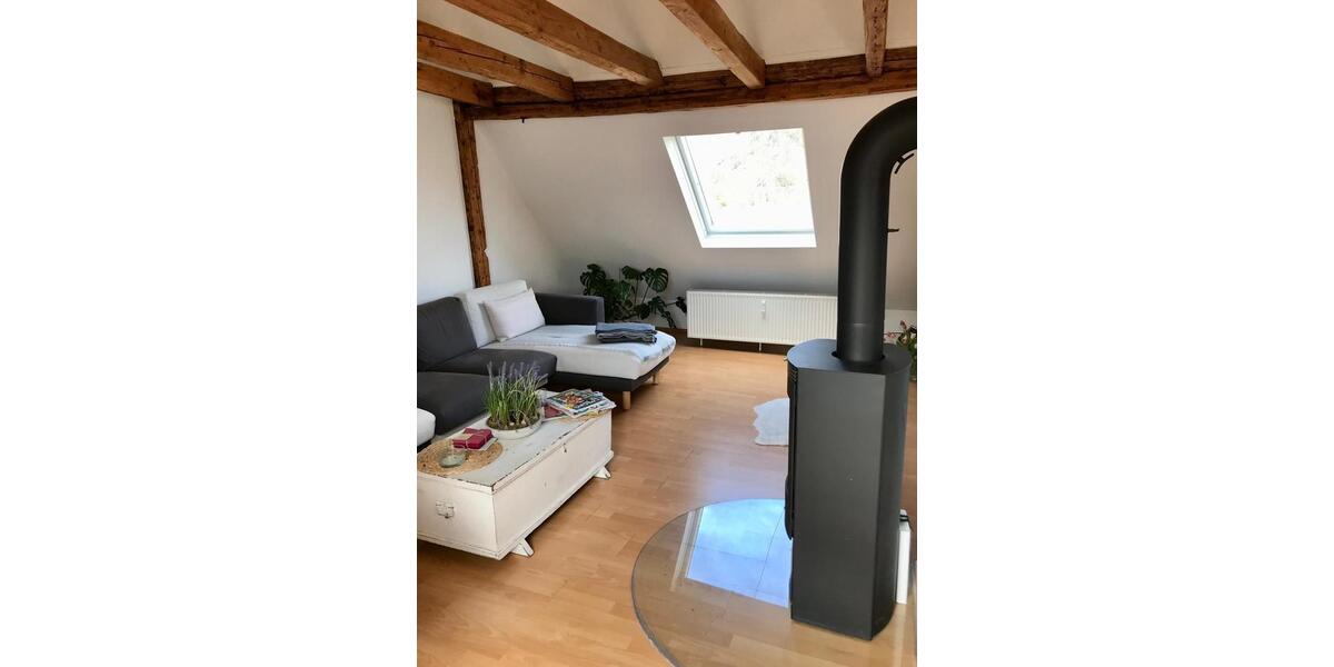 Dachgeschoßwohnung Siegen - 4 Zimmer, 95 m&sup2;, 880&euro; | Angebot:25994190