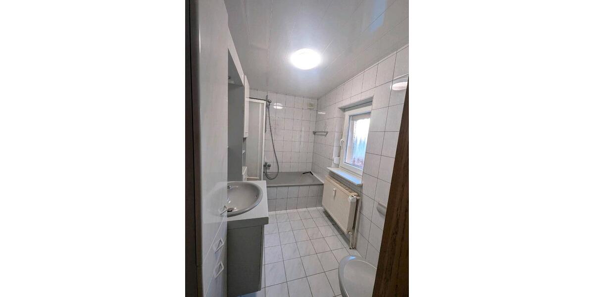 Erdgeschoßwohnung Ringgau - 3 Zimmer, 84 m&sup2;, 700&euro; | Angebot:25995703