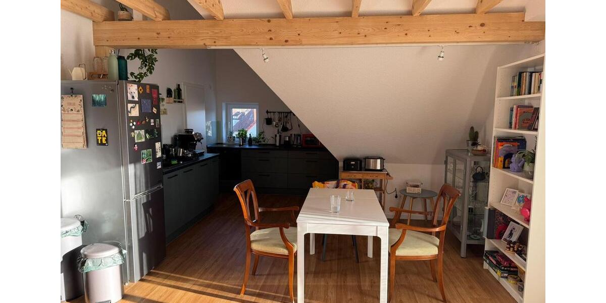 Dachgeschoßwohnung Bielefeld Mitte - 3 Zimmer, 85 m&sup2;, 1.200&euro; | Angebot:26272874