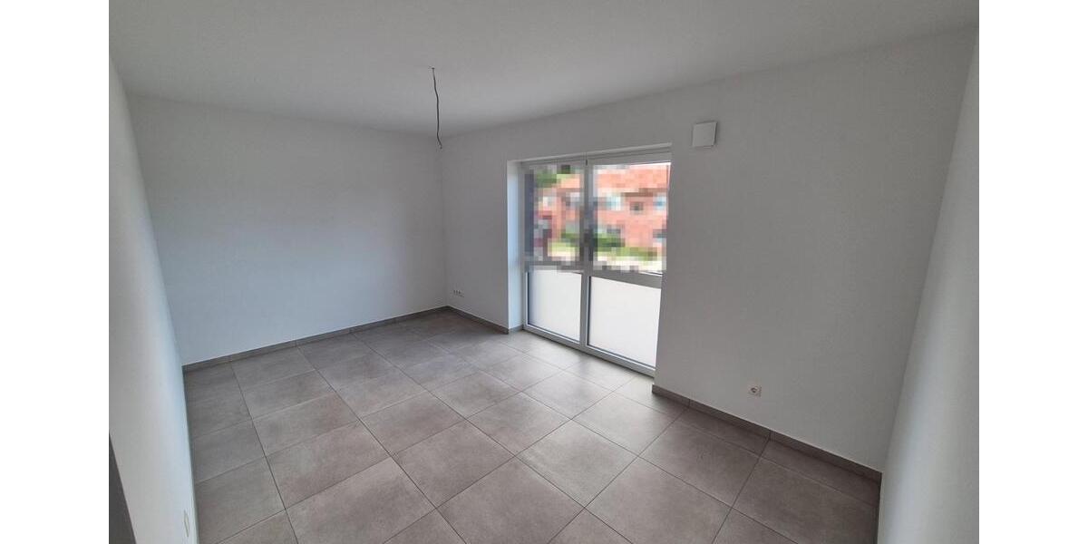 Dachgeschoßwohnung Papenburg - 3 Zimmer, 94 m&sup2;, 990&euro; | Angebot:26547796