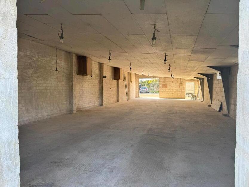 Lagerhalle zu vermieten