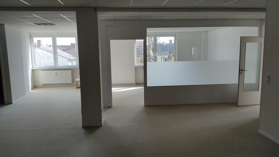 Gewerbeobjekt Lich - 7&euro; | Angebot:22481714