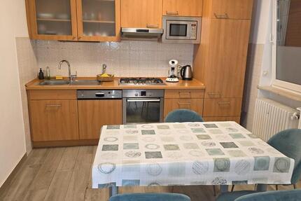 Wohnen auf Zeit Maintal - 12 Zimmer, 200 m&sup2;, 50&euro; | Angebot:21841229