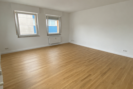 Wohnung Rüsselsheim - 4 Zimmer, 110 m&sup2;, 1.295&euro; | Angebot:26976079