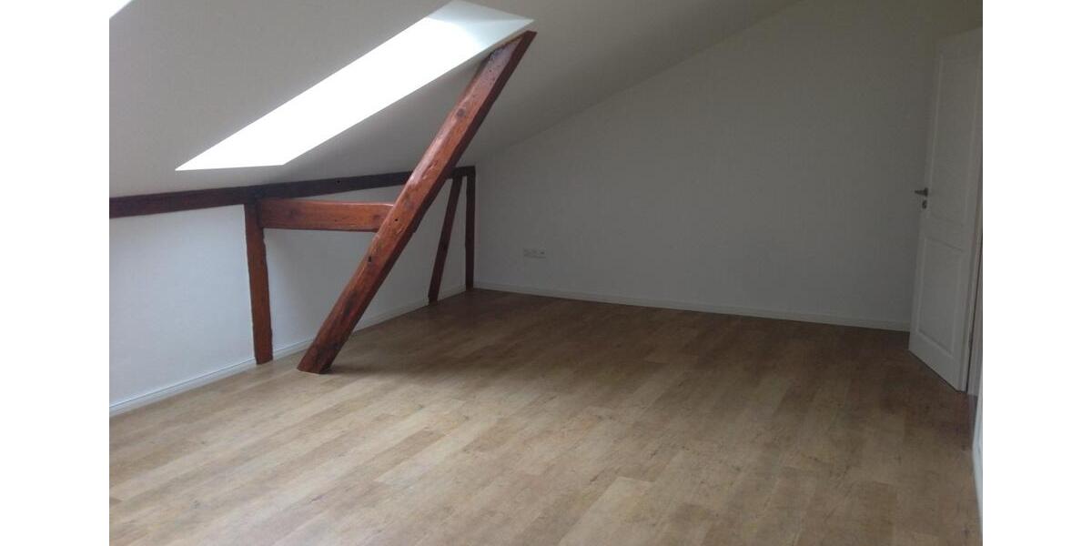 Dachgeschoßwohnung Greifswald - 3 Zimmer, 120 m&sup2;, 1.300&euro; | Angebot:24837715
