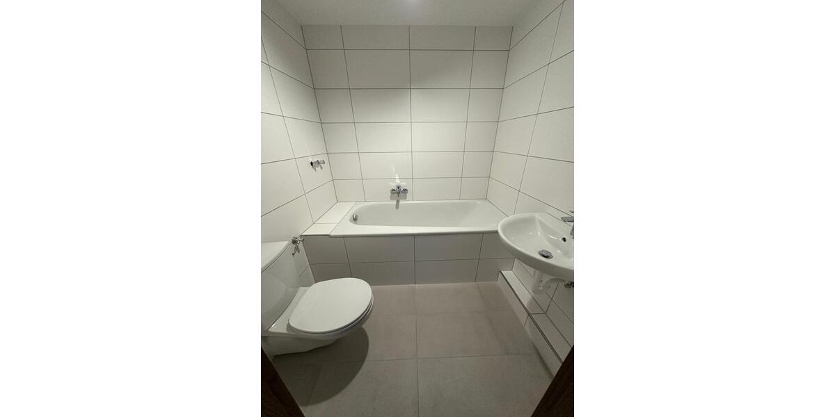 Etagenwohnung Krefeld Gellep-Stratum - 2 Zimmer, 73 m&sup2;, 805&euro; | Angebot:25942475