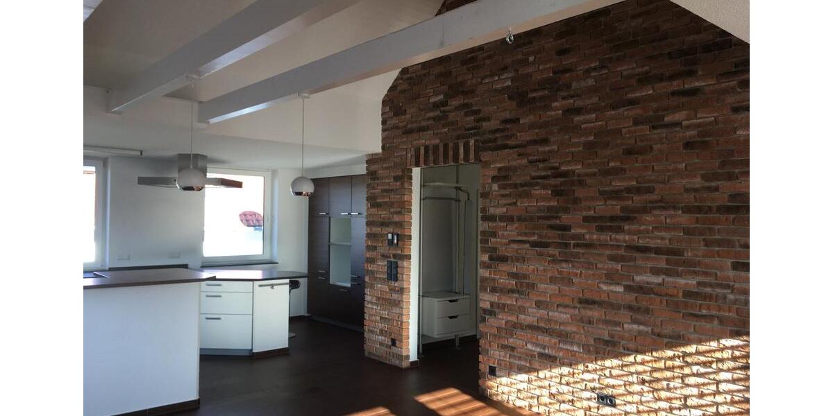 Dachgeschoßwohnung Schramberg - 4.5 Zimmer, 127 m&sup2;, 980&euro; | Angebot:24770923