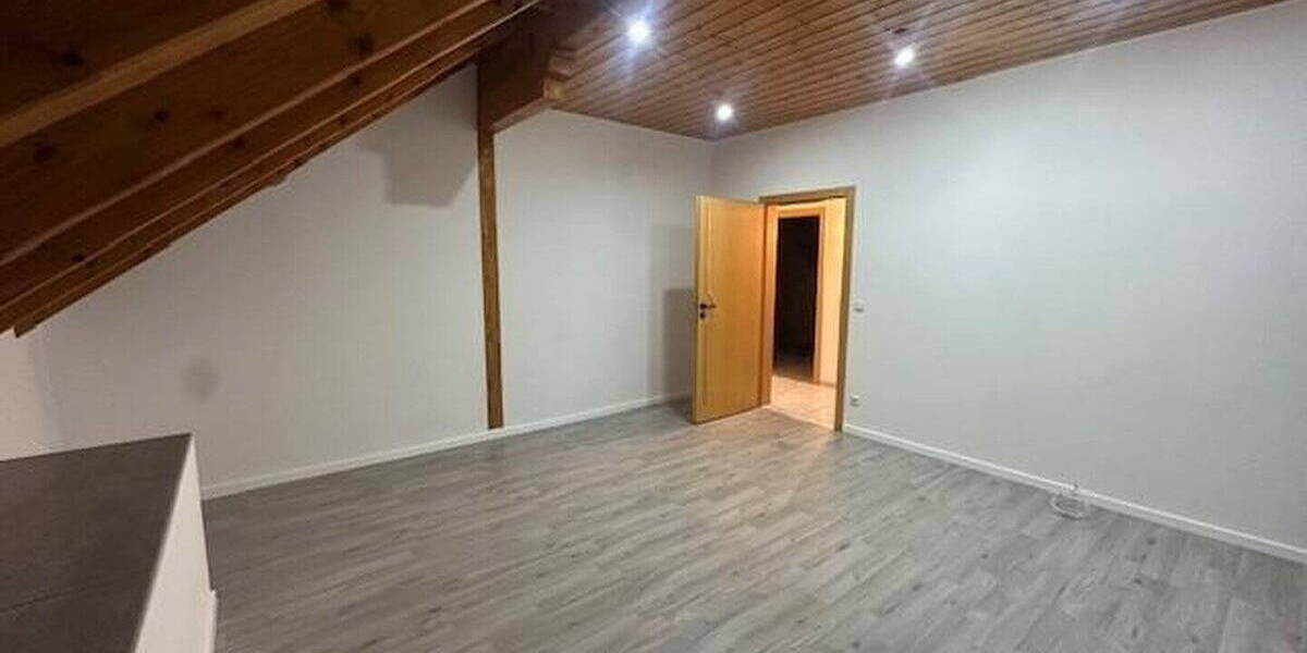 Doppelhaushälfte Wallertheim - 5 Zimmer, 180 m&sup2;, 1.650&euro; | Angebot:26048751