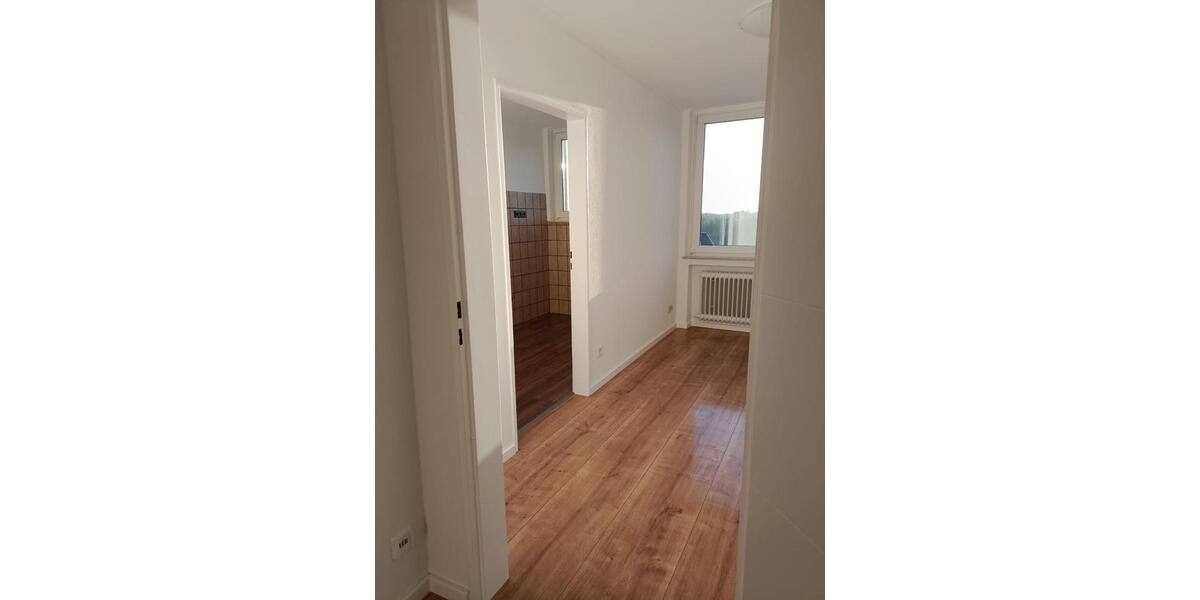 Etagenwohnung Bergneustadt - 2 Zimmer, 62 m&sup2;, 1.040&euro; | Angebot:26358144