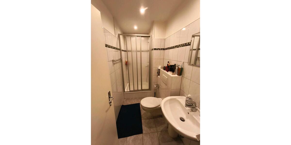 Wohnen auf Zeit Bremerhaven Mitte - 4 Zimmer, 17 m&sup2;, 330&euro; | Angebot:26502274