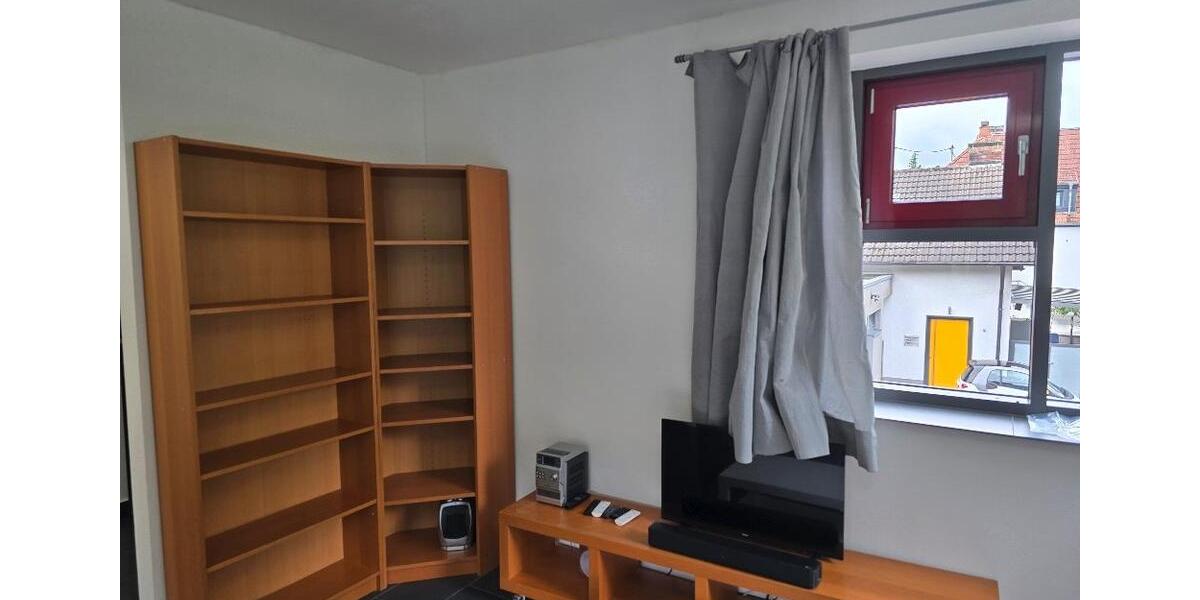 Etagenwohnung Saarbrücken West - 1 Zimmer, 43 m&sup2;, 700&euro; | Angebot:26047348