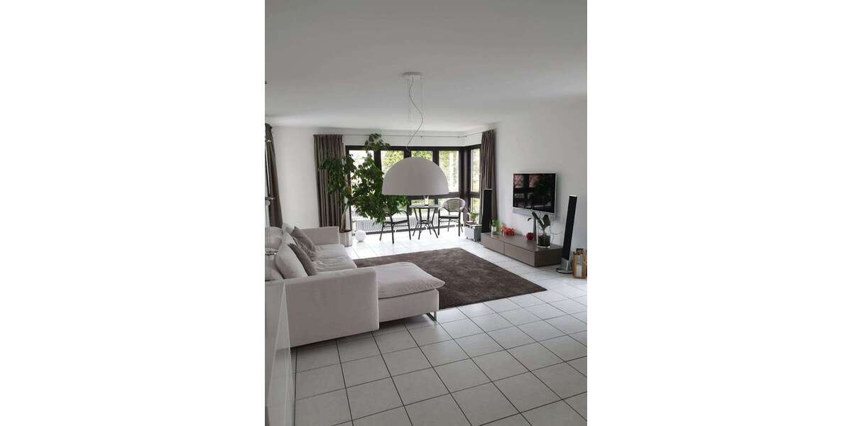 Etagenwohnung Dreieich - 3 Zimmer, 103 m&sup2;, 1.290&euro; | Angebot:26951611
