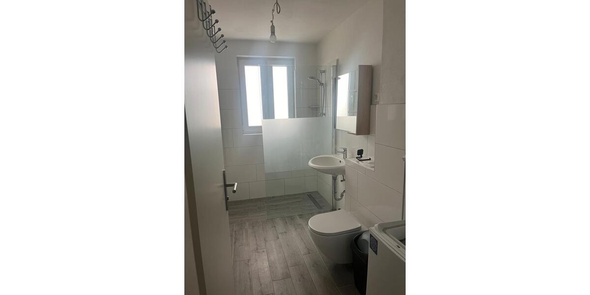 Mehrfamilienhaus, Wohnhaus Erxleben - 12 Zimmer, 300 m&sup2;, 2.500&euro; | Angebot:25220416