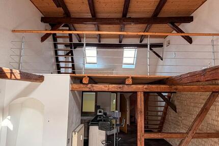 Wohnung Naumburg (Saale) - 2.5 Zimmer, 100 m&sup2;, 765&euro; | Angebot:25440774