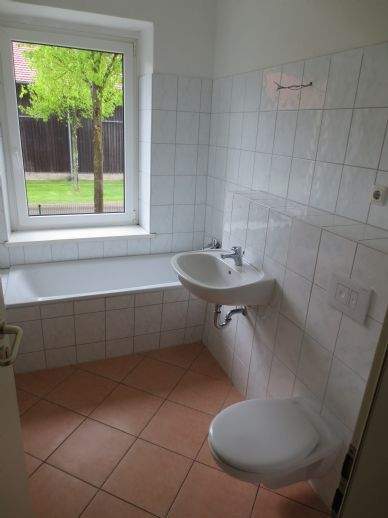 Etagenwohnung Dobin am See Neu Schlagsdorf - 3 Zimmer, 64 m&sup2;, 325&euro; | Angebot:25970783